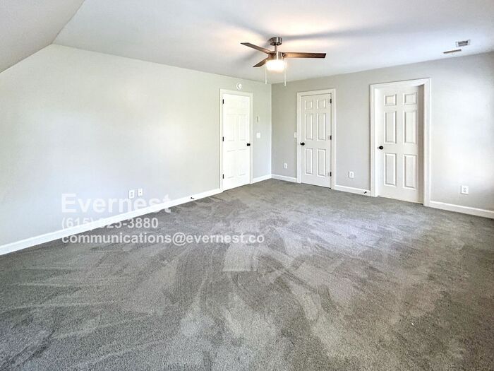 Building Photo - 172 Sontag Dr