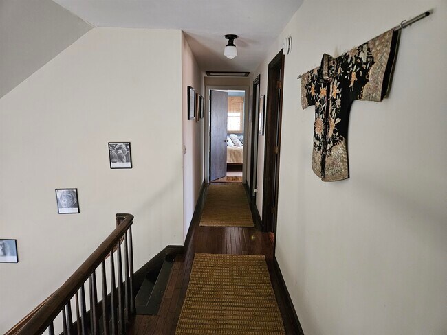 Building Photo - 13 Mitchell Rd