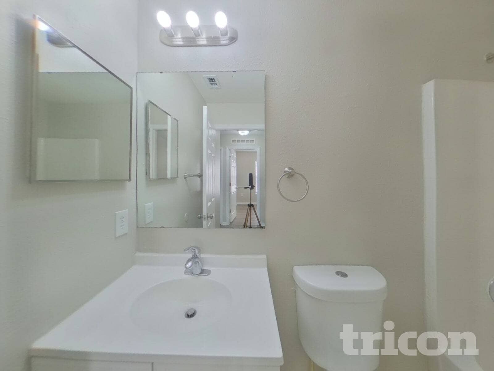 Building Photo - 6406 Tabogi Trail