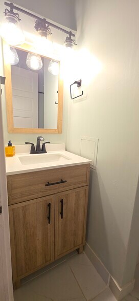 Building Photo - 3711 Morris Pl