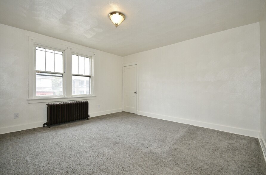 Building Photo - 1718 Montier St