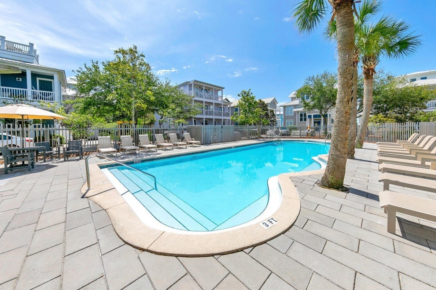 Building Photo - 34 N Ryan St