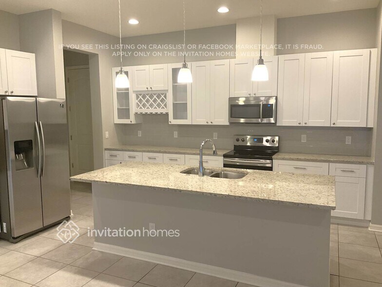 Building Photo - 201 Majestic Sundown Ct