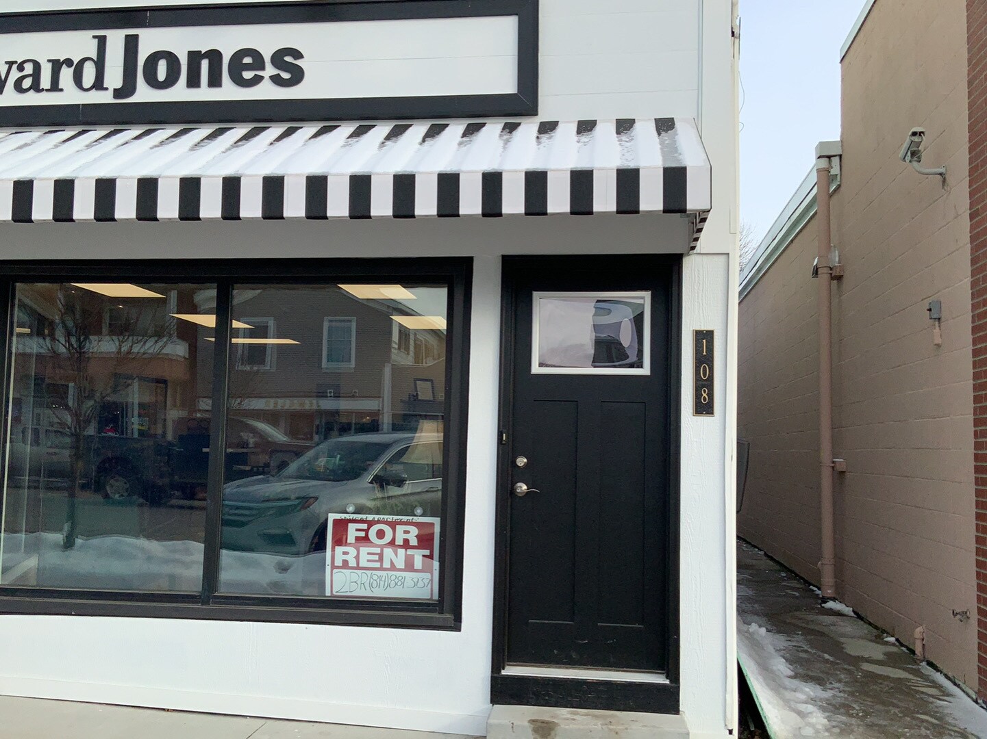 Building Photo - 108 Erie St