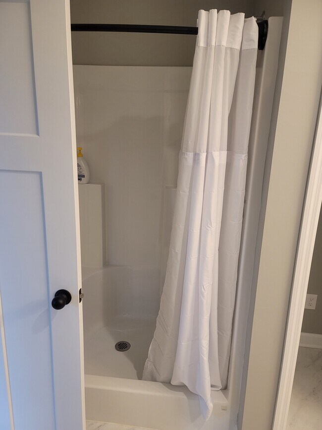 Building Photo - 101 Seabiscuit Ct