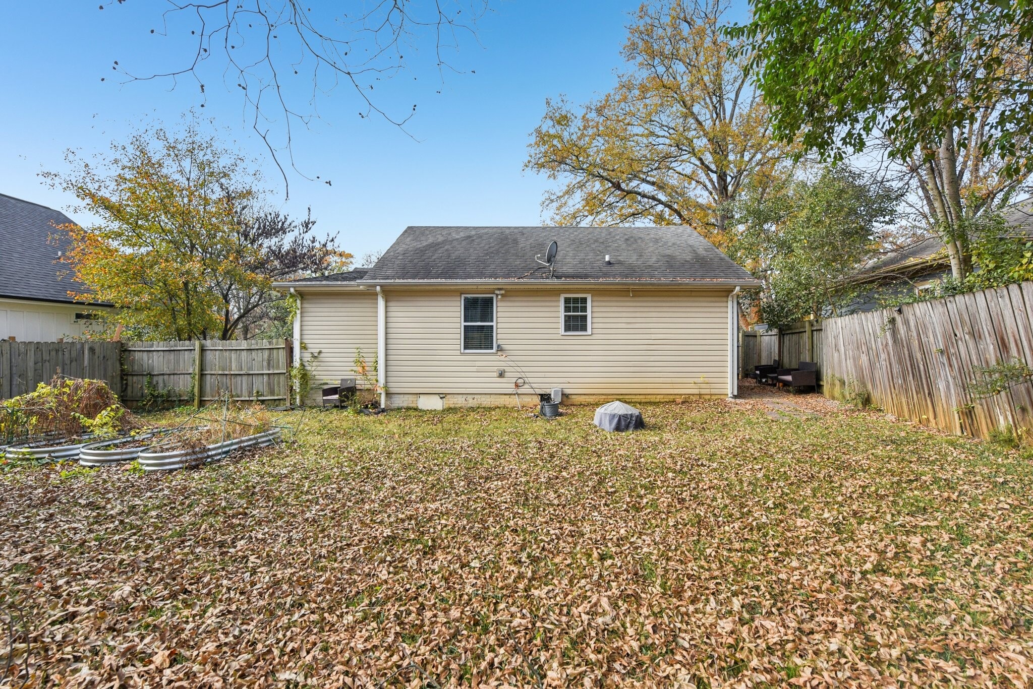 Building Photo - 162 N Smallwood Pl