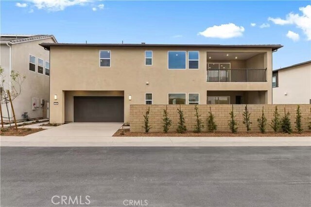 Building Photo - 258 Sora