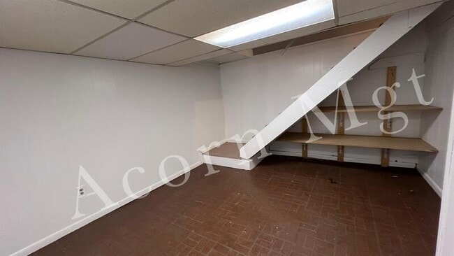 Building Photo - 73 Tarryton Court West