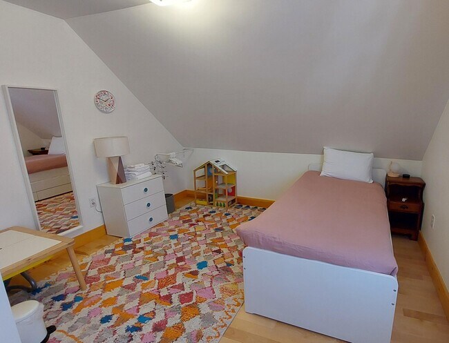 Building Photo - 23 Turner Hill Rd