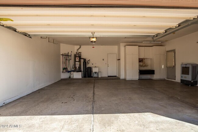 Building Photo - 3238 E Javelina Ave