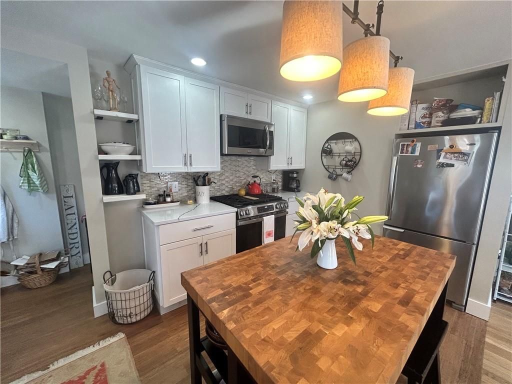 Building Photo - 84 Kay Blvd