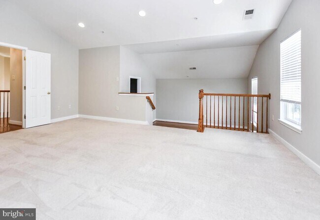 Building Photo - 13003 Belle Meade Trace