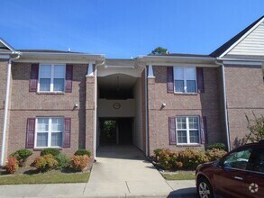 Building Photo - Sheffield Condo