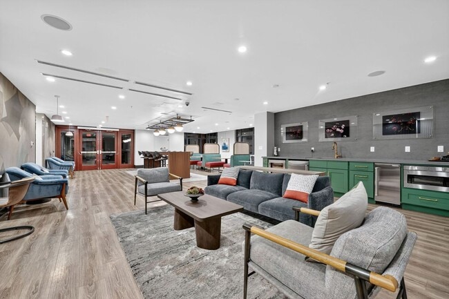 Building Photo - Available Now! High End 2 Bed 2 Bath in Luxury Building with Pool, Gym, Parking