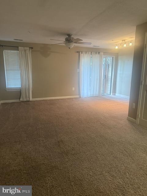 Building Photo - 6338 Towncrest Ct