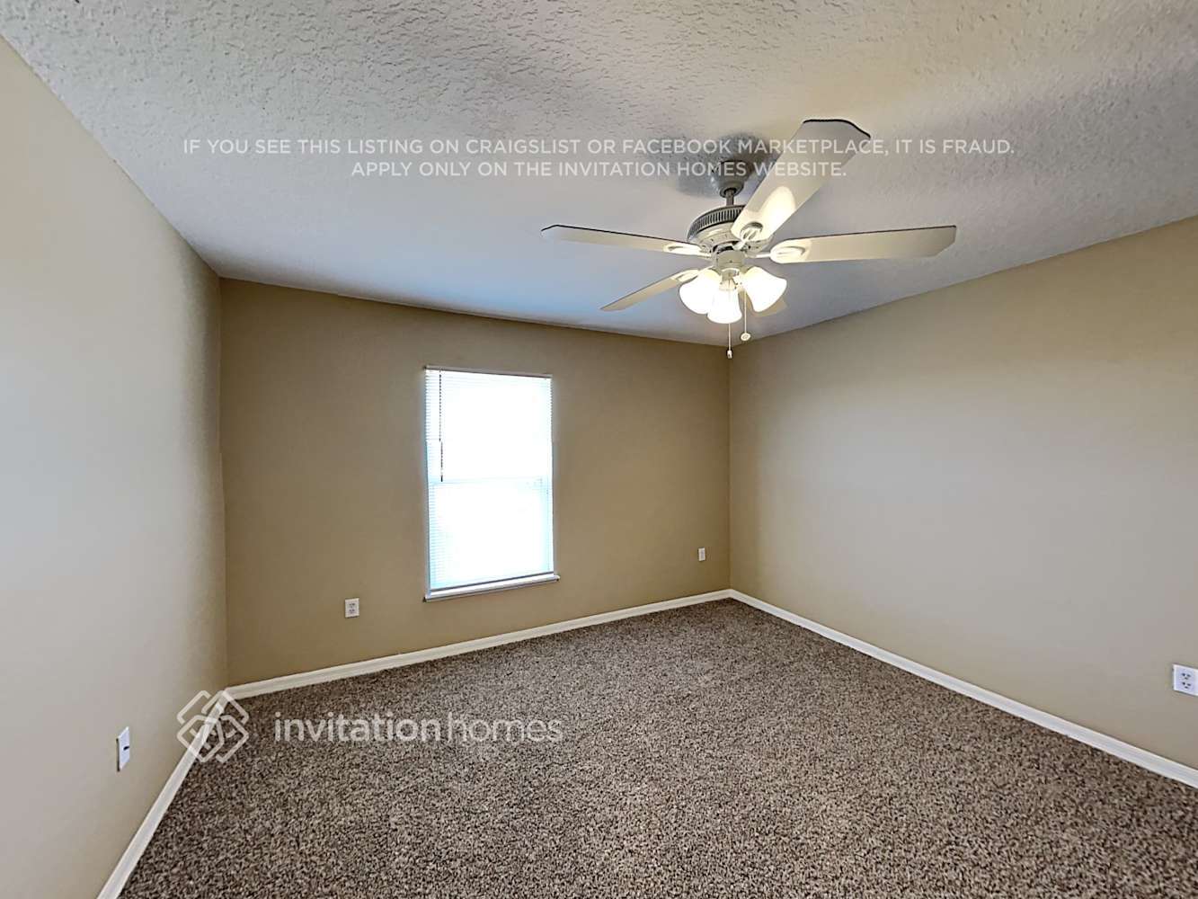 Building Photo - 13501 Mango Bay Dr