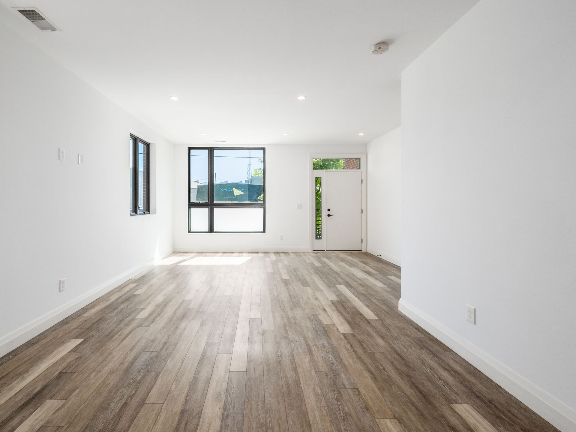 Building Photo - 911 N 4th St