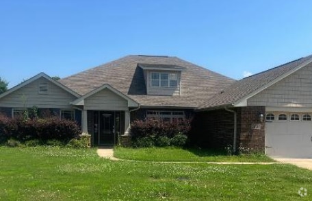 Building Photo - 24765 Rolling Vista Dr