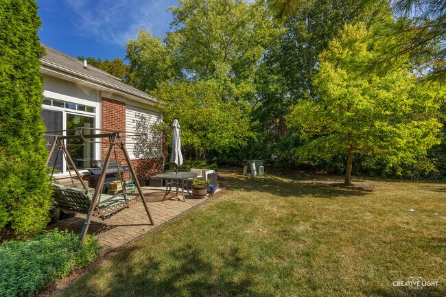 Building Photo - 2704 Blakely Ln