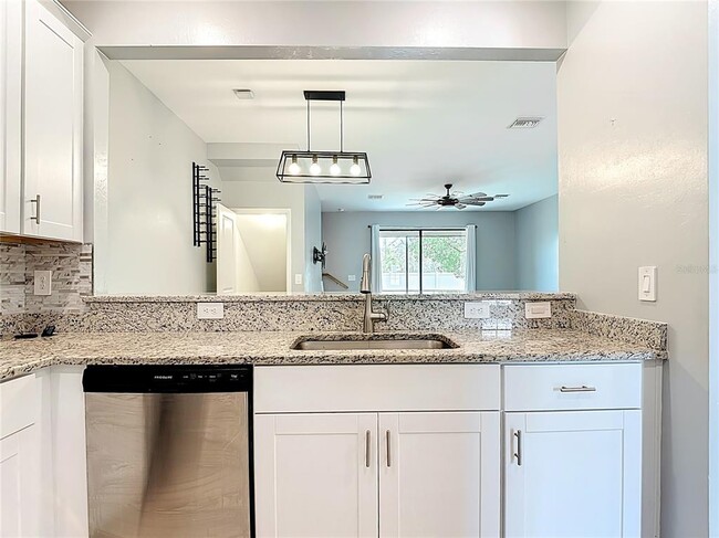 Building Photo - 14119 Pine Lodge Ln