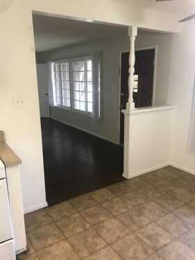 Building Photo - The Arches Apartments