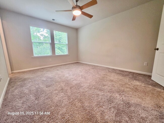 Building Photo - Beautiful 4 bedroom + flex space - Wescott...