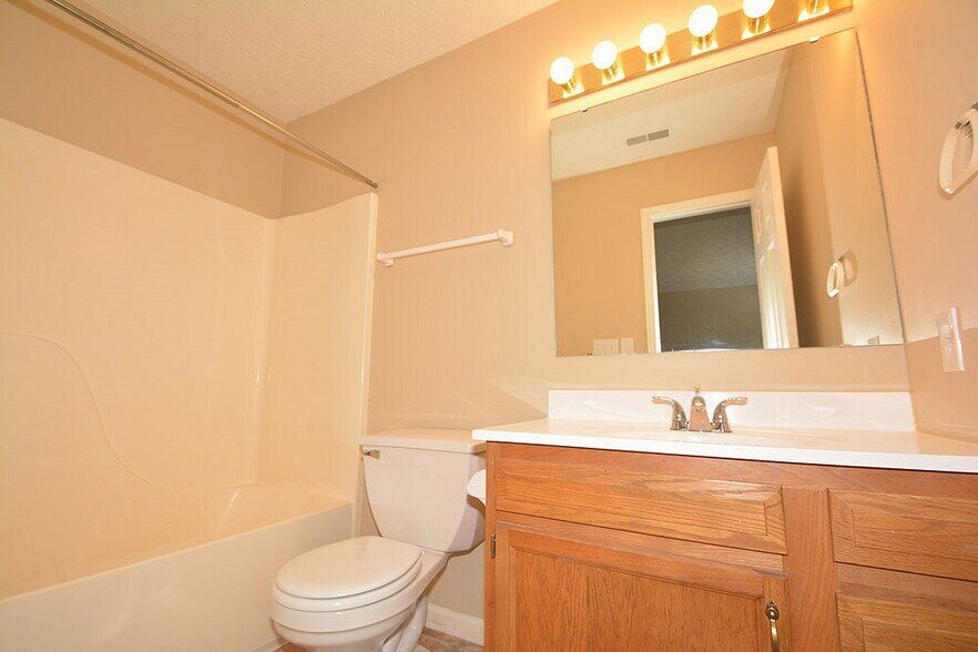 Building Photo - 6337 Cooperstone Ct