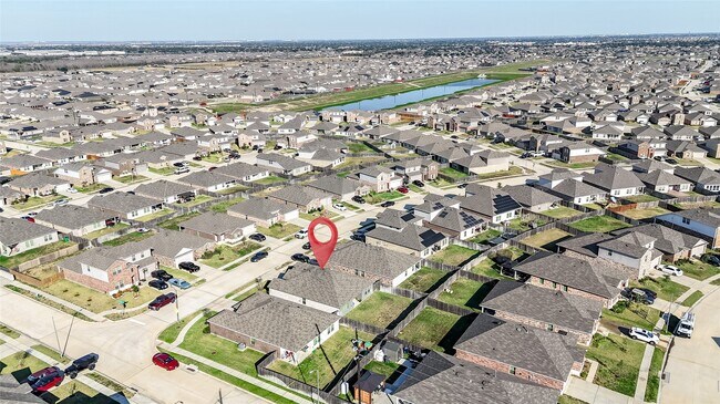 Building Photo - 21611 Flowering Gdn Ln