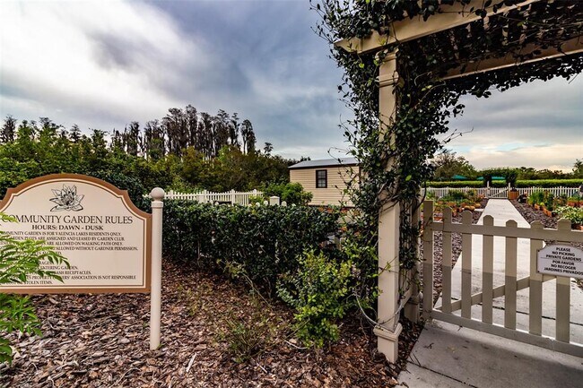 Building Photo - 16206 Diamond Bay Dr