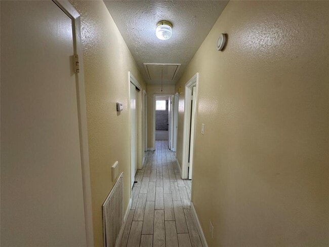 Building Photo - 17107 Bougainvilla Ln