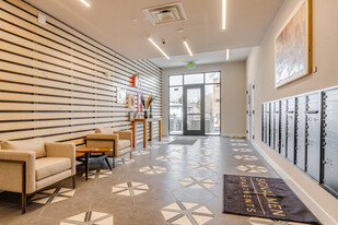 Lobby - Signalmen