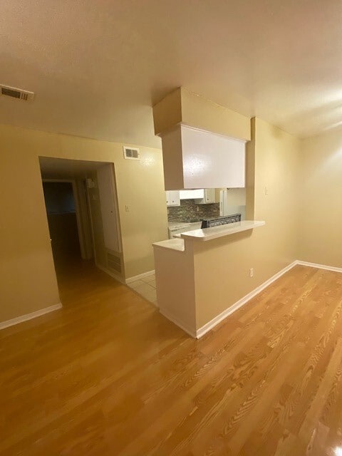 Building Photo - 3206 Lobit Dr