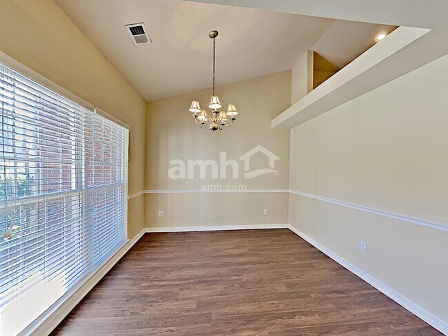 Building Photo - 3309 Haynes Dr