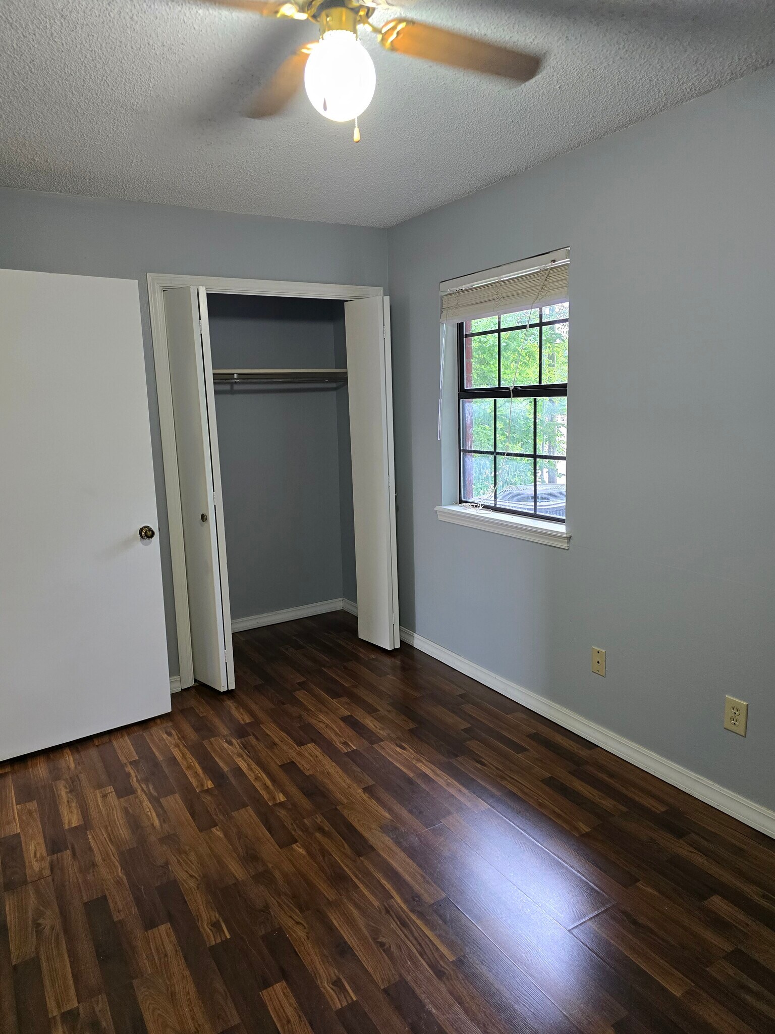 Building Photo - 1425 N Nashville Ave