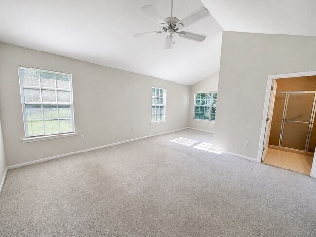 Building Photo - 3579 Vicari Ave