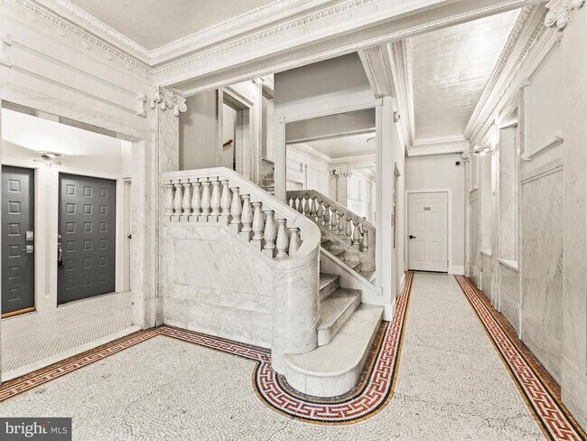 Building Photo - 2000 16th St NW