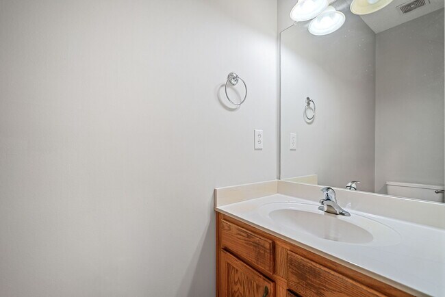 Building Photo - 4405 Feather Way