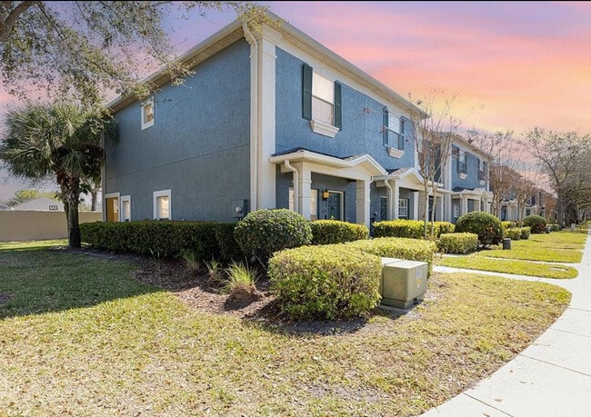 Primary Photo - 3553 Wilshire Way Rd