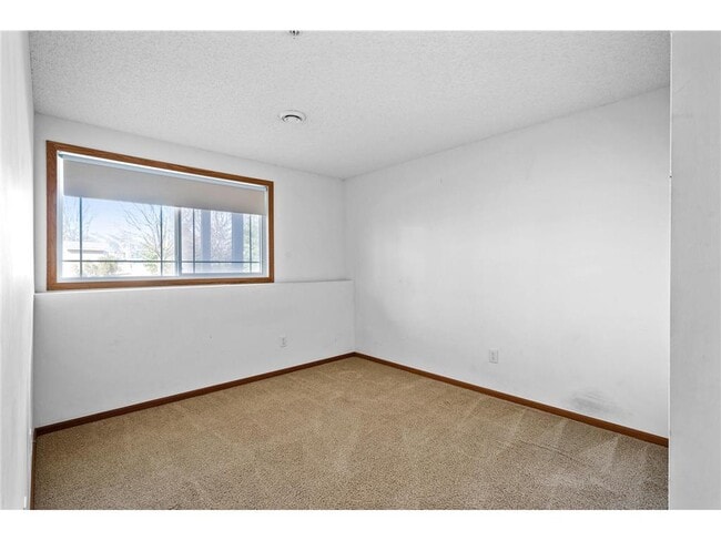 Building Photo - 5046 Yuma Ln N
