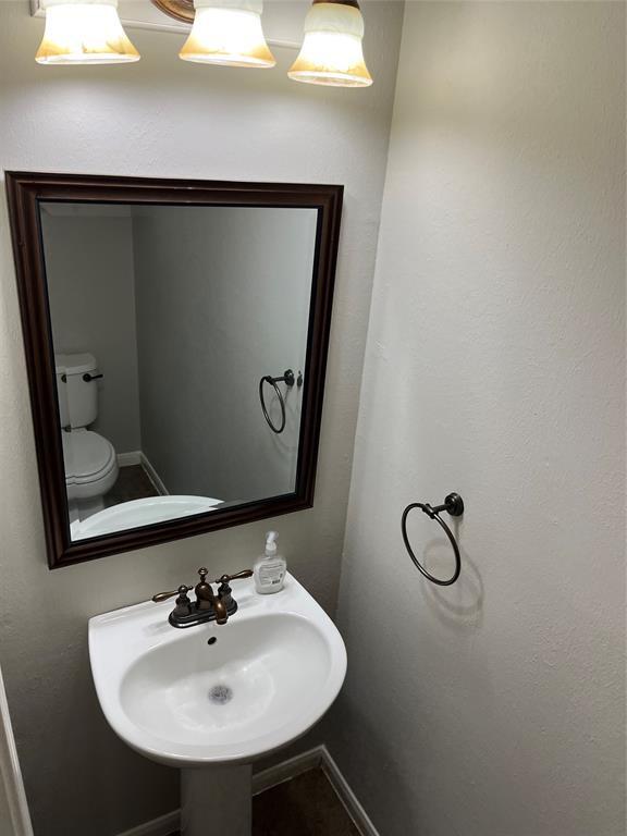 Building Photo - 6507 Stone Briar Dr