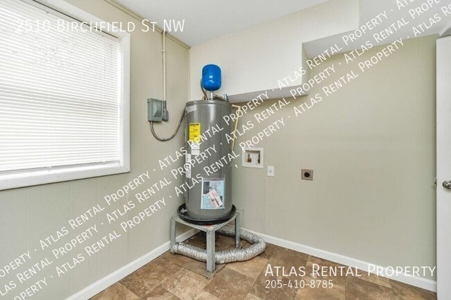 Building Photo - 2510 Birchfield St NW