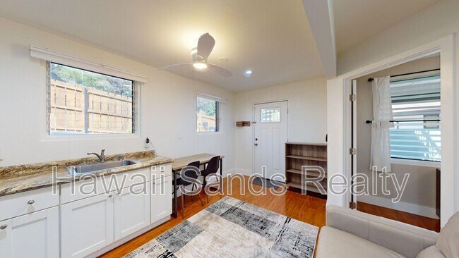 Building Photo - 4566 Sierra Dr