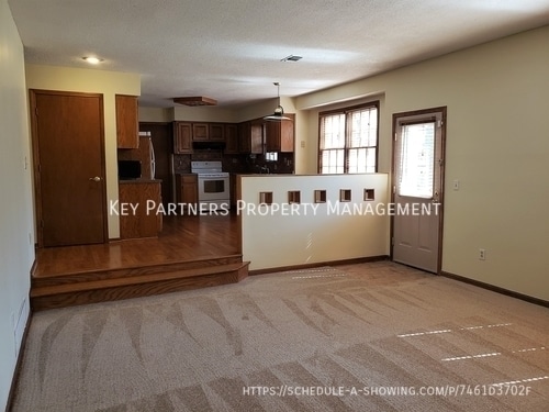Building Photo - 7717 W 112th-