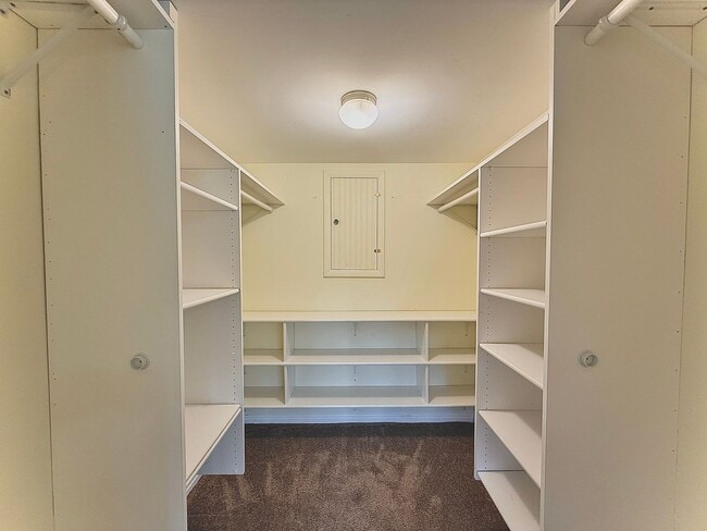Building Photo - Jeremy Ranch Retreat – Available Now