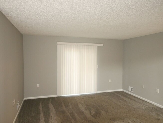 Building Photo - 60 Acres Reserve Condominium - 2 BR 1 BA W...