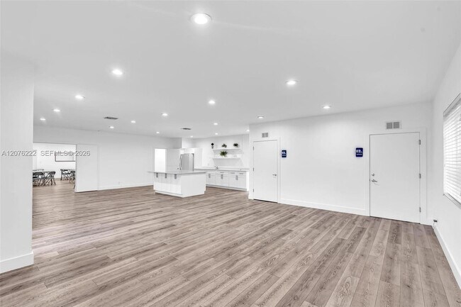 Building Photo - 101 SW 75th Ave