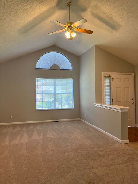 Building Photo - One level living in highly sought Bluegras...