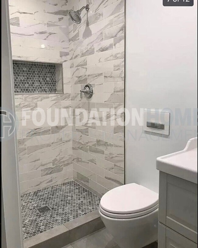 Building Photo - Modern Bret Harte Home with Gourmet Kitchen - FOUNDATION