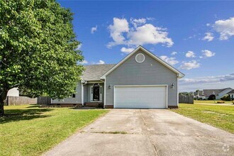 Building Photo - 118 Gait Ct