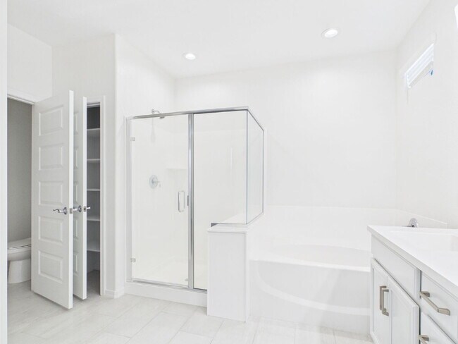 Building Photo - The Harlow in La Mira Discovery Collection